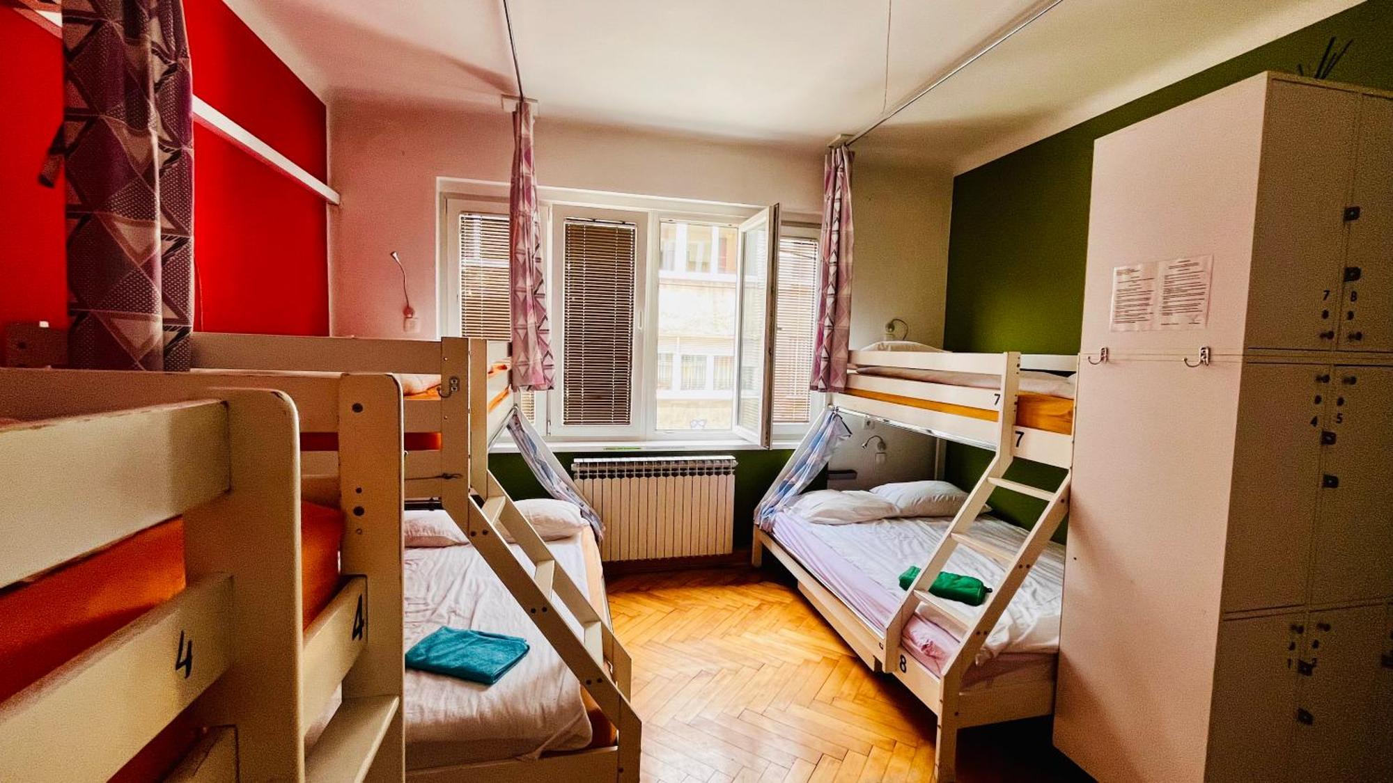 Hostel Balkan Han Сараєво Екстер'єр фото